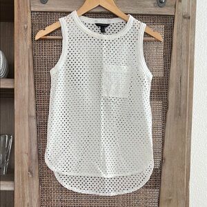 BUY 2 for $20📫 NWOT Banana Republic Cream Sleeveless Tank Top